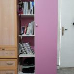 تخت وکمد ومیزوآرایش