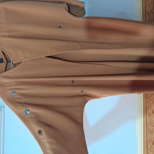 دو دست مانتو زنانه درحد نو