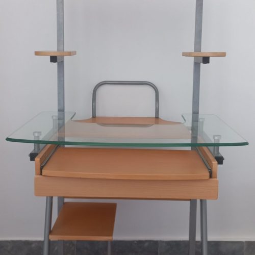 میز کامپیوتر