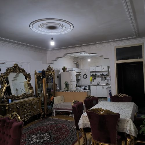 آپارتمان 85 متر مربع. بومهن
