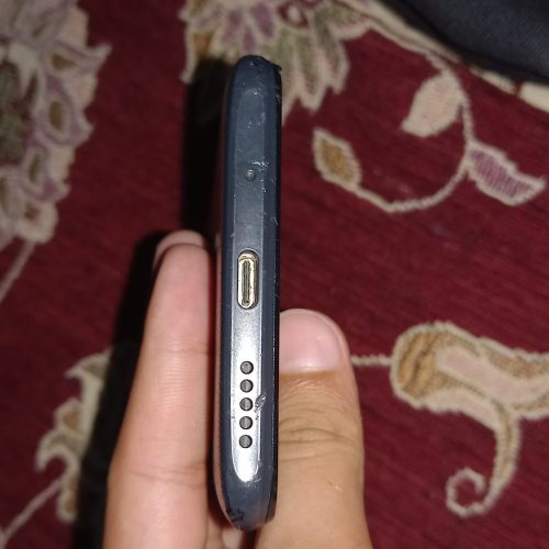 گوشی پوکو c40