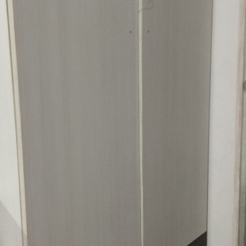 چوب کاملا سالم شیشها سالم