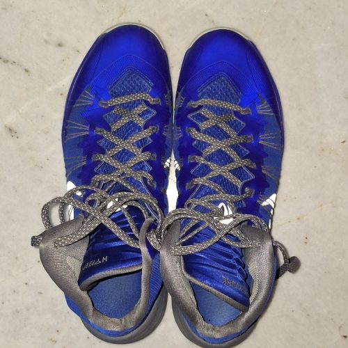 کفش استوک اورجینال مناسب والیبال و بسکتبال سایز 47.5