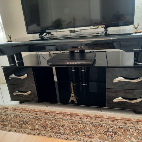 میز تلویزیون و بوفه
