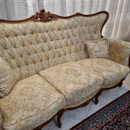 یک ست مبلمان بسیار شیک