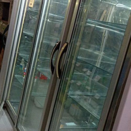 یخچال 3در فروشگاهی