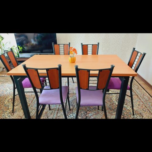 مبل .میز ناهارخوری. تخت