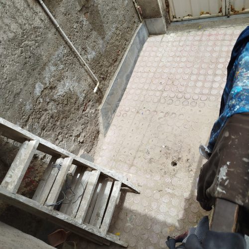 امکانات:آب،برق،گاز،تلفن