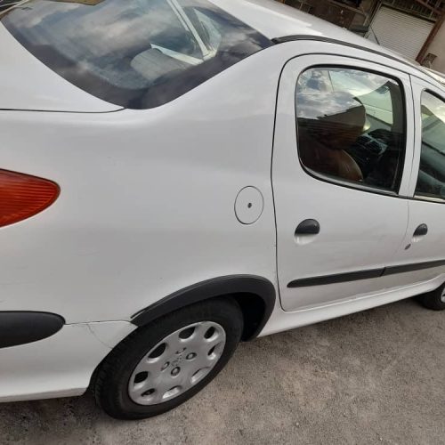 206  صندوق دار