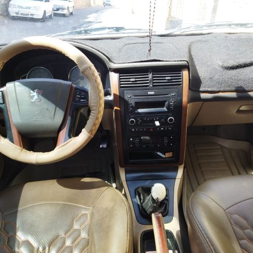 سقف وکاپوت در اثر مصالح ساختمانی رنگ شده