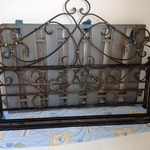 دوتا بوفه درحدنو زیر تلوزیون درحدنو میزعسلی در حدنو جاکفشی ررحد نو