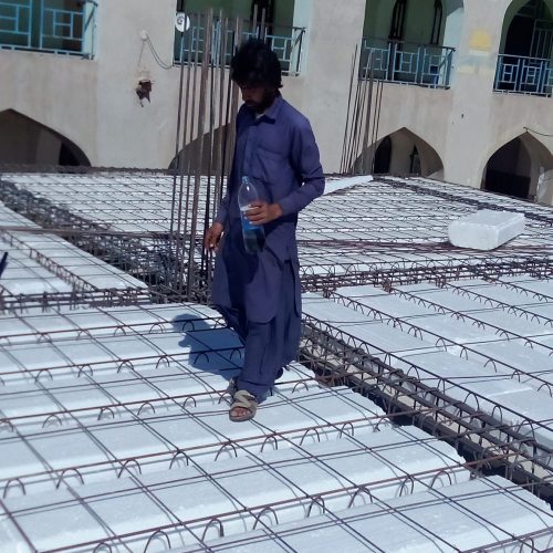 تماس و پیامک جواب میدهیم