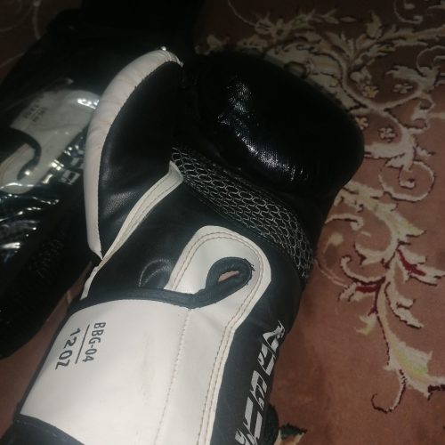 دستکش بوکس. کلاه بوکس. کاپ