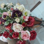 گل مصنوعی وپایه گلدان