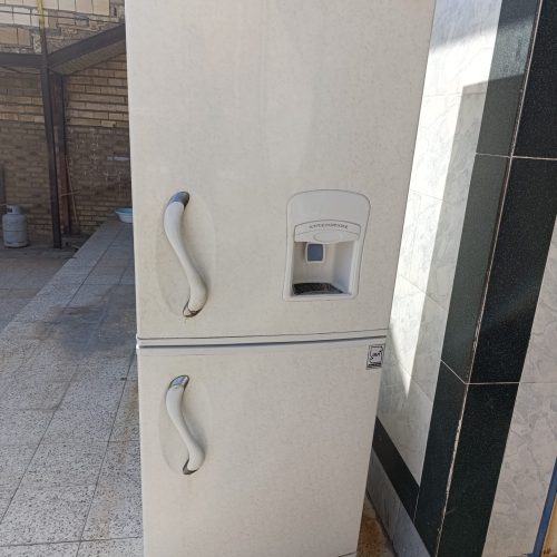 یخچال سونیا کاملا سالم