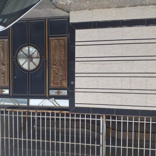 منزل کاملن شیک و تمیز میباشد