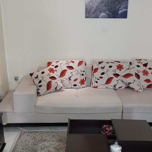 مبلمان راحتی 7 نفره ال بهمراه‌پاف