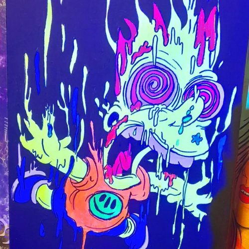 نقاشی بلک لایت روی بوم