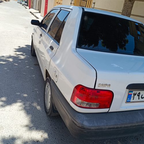 ماشین مدل آخر 97می باشد خریدار مدل 98 میخره