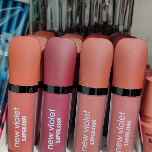 لوازم آرایش به قیمت عمده