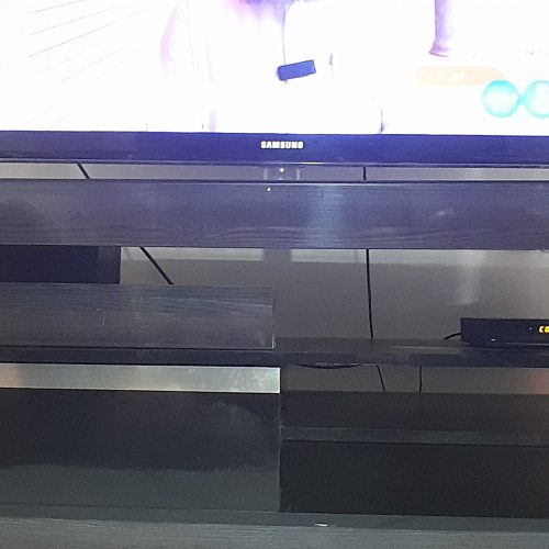 میز تلوزیون