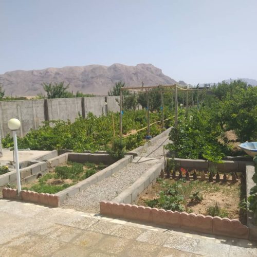 باغ در شهرضا