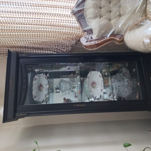 بوفه دکوری 4 طبقه سالم و کاملا نو