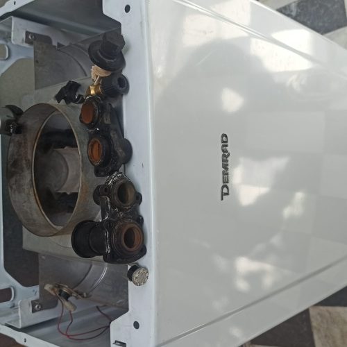 فروش پکیج شوفاژ دیواری 24000 دمراد دومبدله فندار