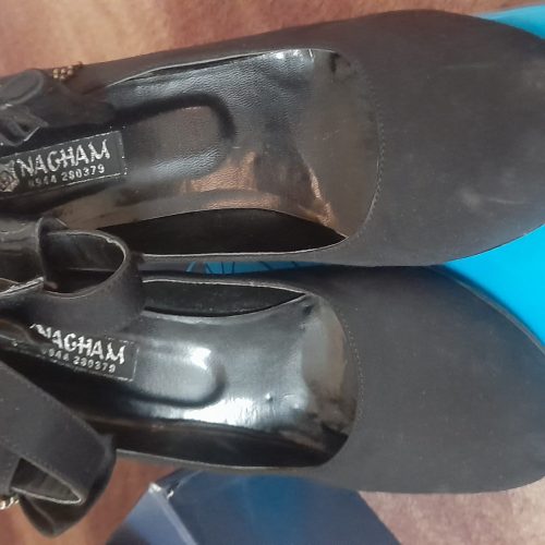 پاشنه بلند 37