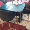میز و صندلی در حد نو