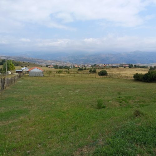 فروش یک قطعه‌ زمین کشاورزی