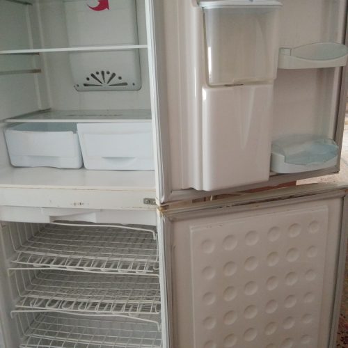 یکم زنگ زده وگرنه هیچ عیبی نداره