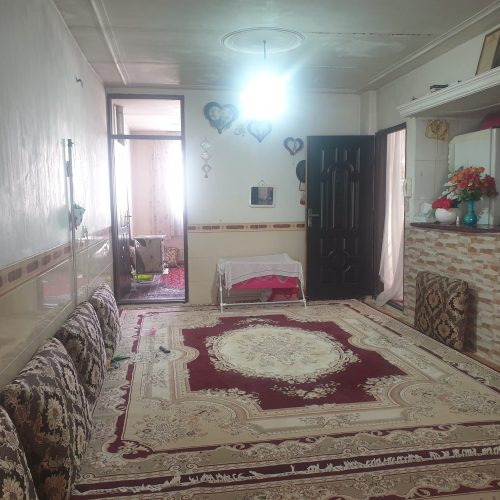 خانه ای دو طبقه ویلایی