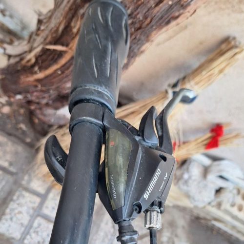 دوچرخه حرفه ایی درحداک وتمیز سنددار