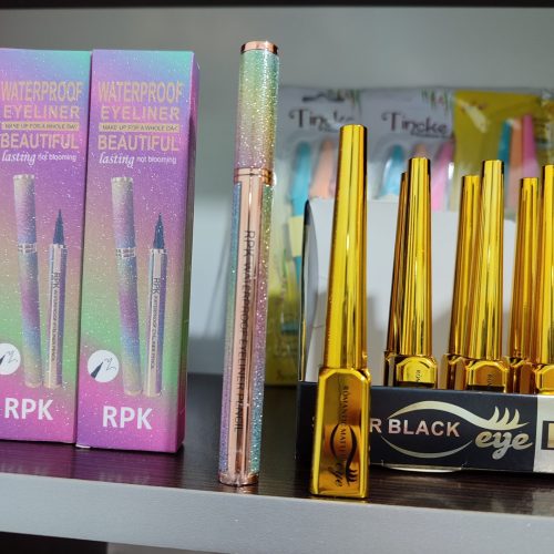 لوازم آرایش به قیمت عمده