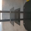 میز شیشه ای تلویزیون
