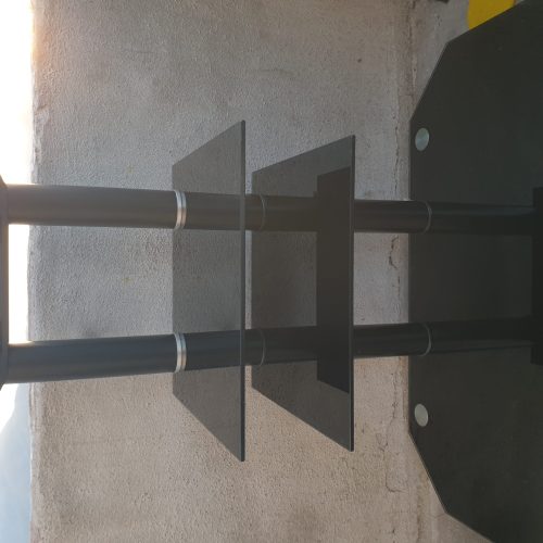 میز شیشه ای تلویزیون