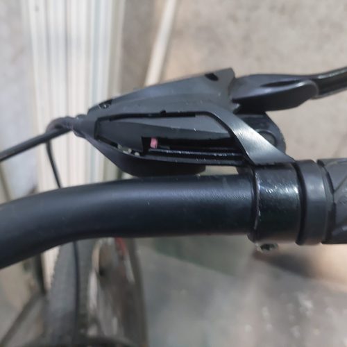 دوچرخه قرمز رنگ مدل فاریس