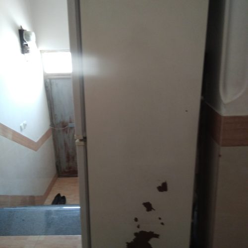 یکم زنگ زده وگرنه هیچ عیبی نداره