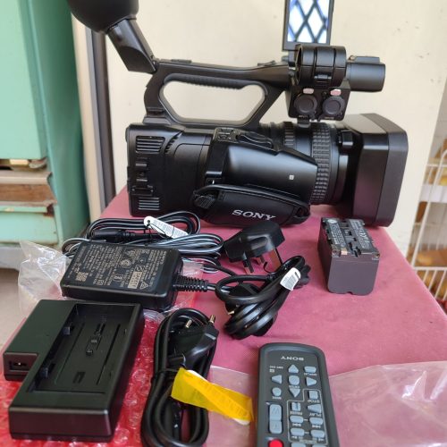 دوربین فیلمبرداری سونی z150