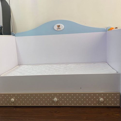 سرویس تخت خواب نوزاد و کودک