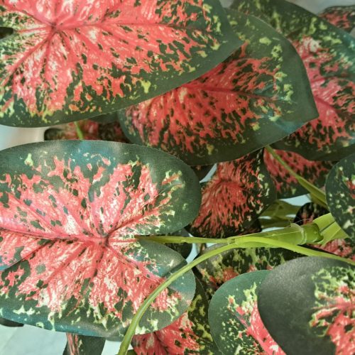 گل مصنوعی – برند چوبشار .