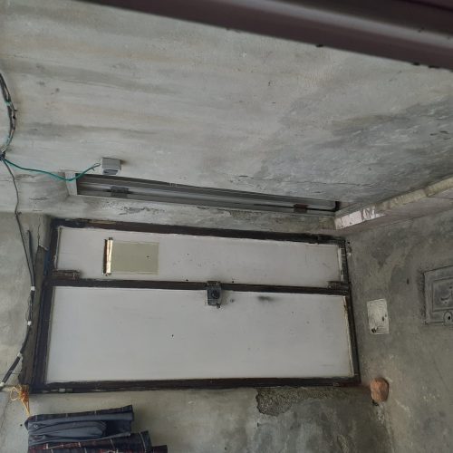 یک‌باب‌حیاط‌شیک‌ونقلی