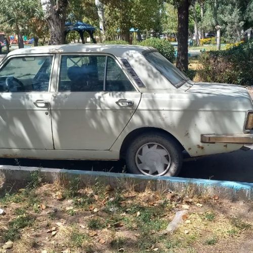 پیکان سواری بنزینی مدل 82 سفید فنی سالم