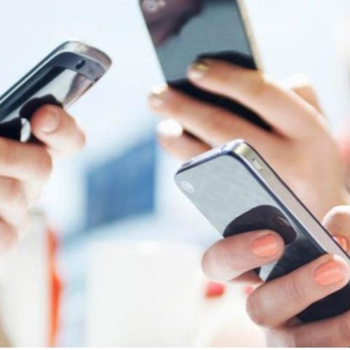 کار در منزل با گوشی