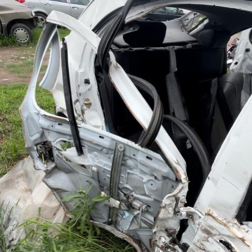 ماشین تصادفی کوییک موتور سالم 1401