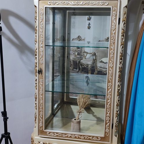 مبلمان ،نهار خوری،سرویس خواب ،بوفه وساعت ،تاب