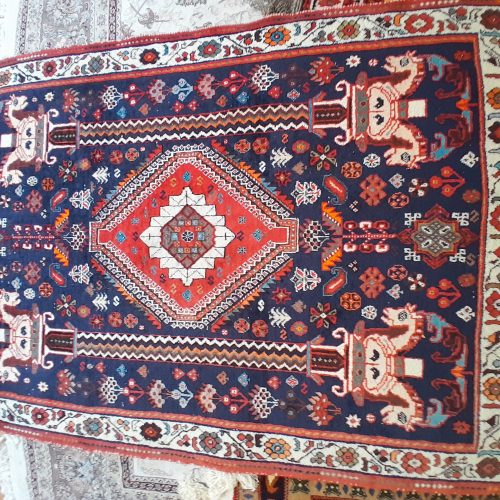 تعدادی قایچه نفیس دست بافت