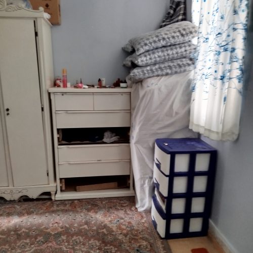 امکانات:آب،برق،گاز،تلفن