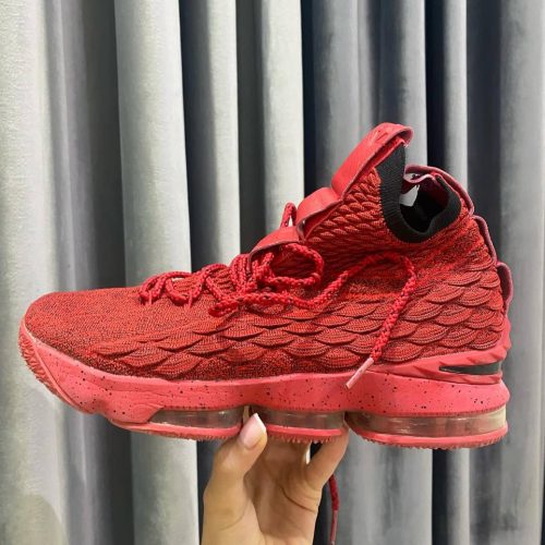 کفش ورزشی بسکتبال